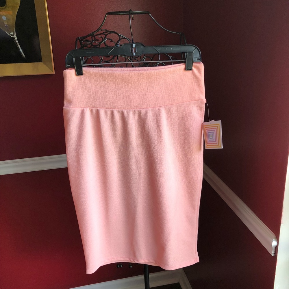 LuLaRoe Cassie size Medium